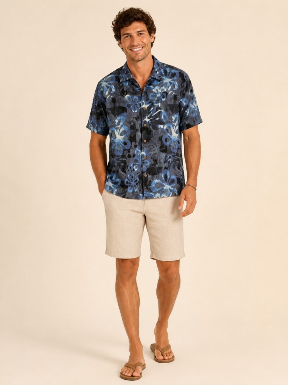 Tommy Bahama 100% Silk Blue Floral Hawaiian Camp Shirt M